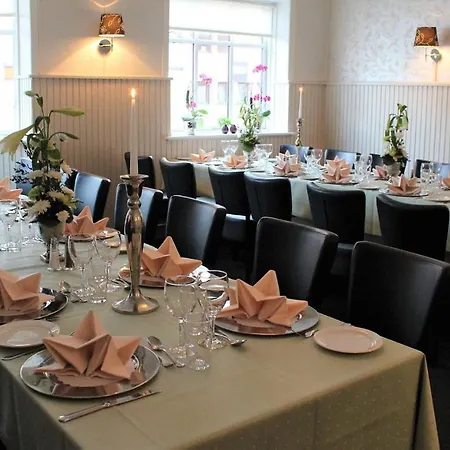 Отель Hotel Rodding Rodding